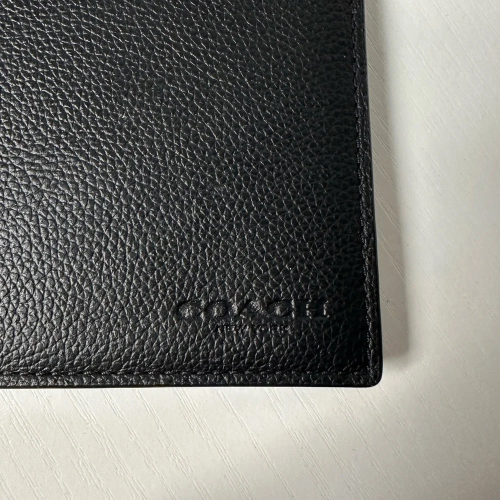 Coach Pebbled Black Leather Wallet - Picture 3 of 3